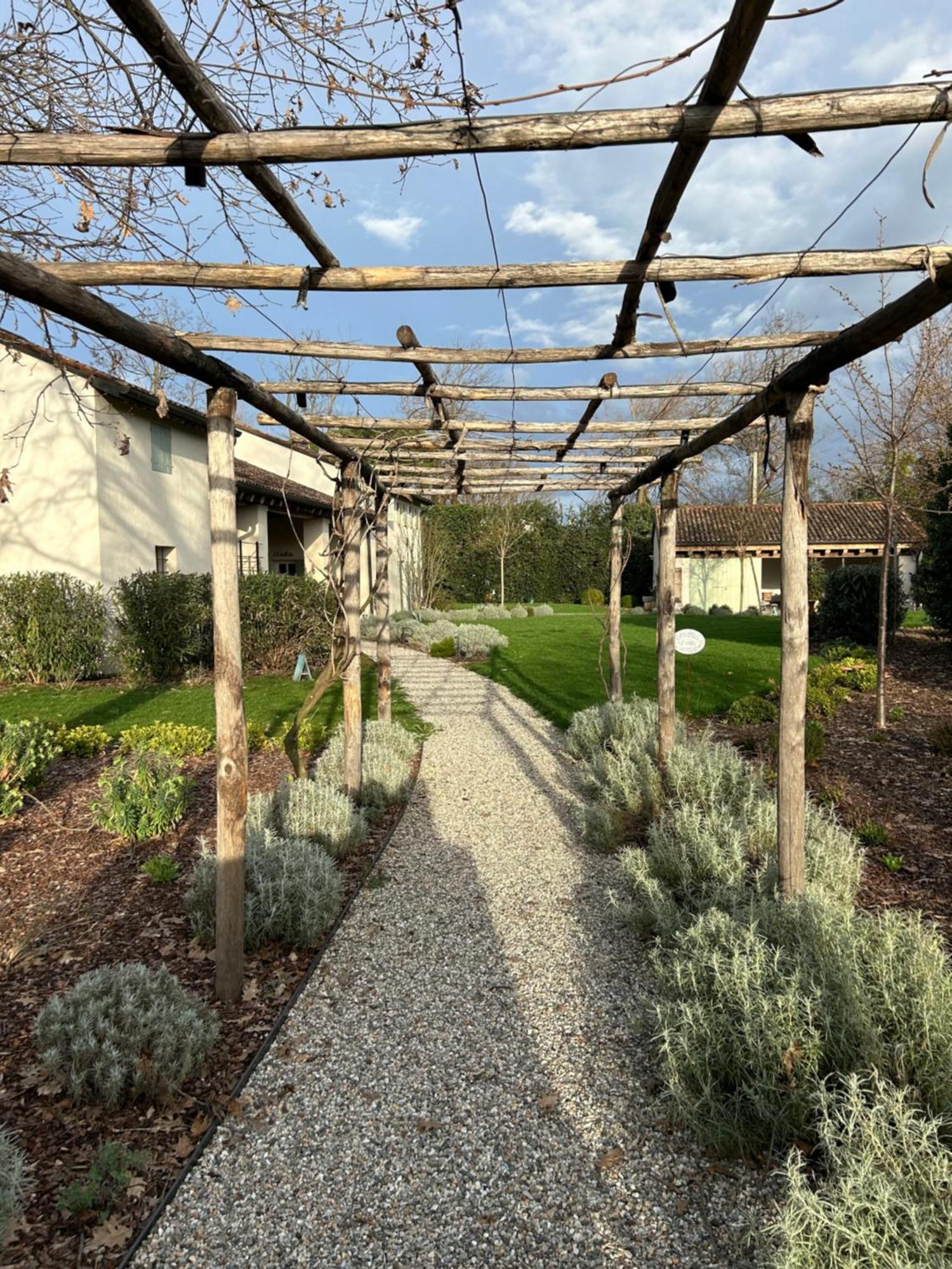 Il Glicine - Natural Bnb Castello Di Godego Exterior photo